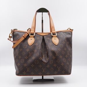 BS28 ❣️ Louis Vuitton Monogram Palermo